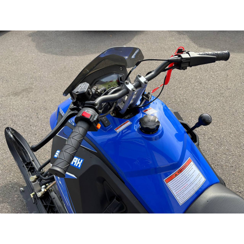 Легкий снегоход SHARMAX SN-280 для зимних прогулок