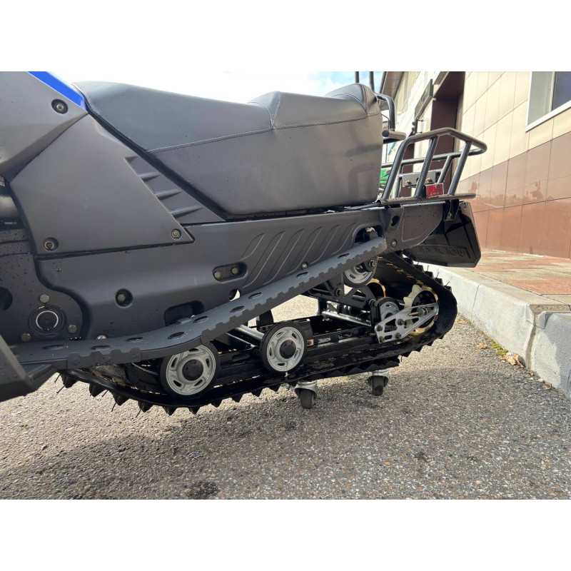 Легкий снегоход SHARMAX SN-280 для зимних прогулок