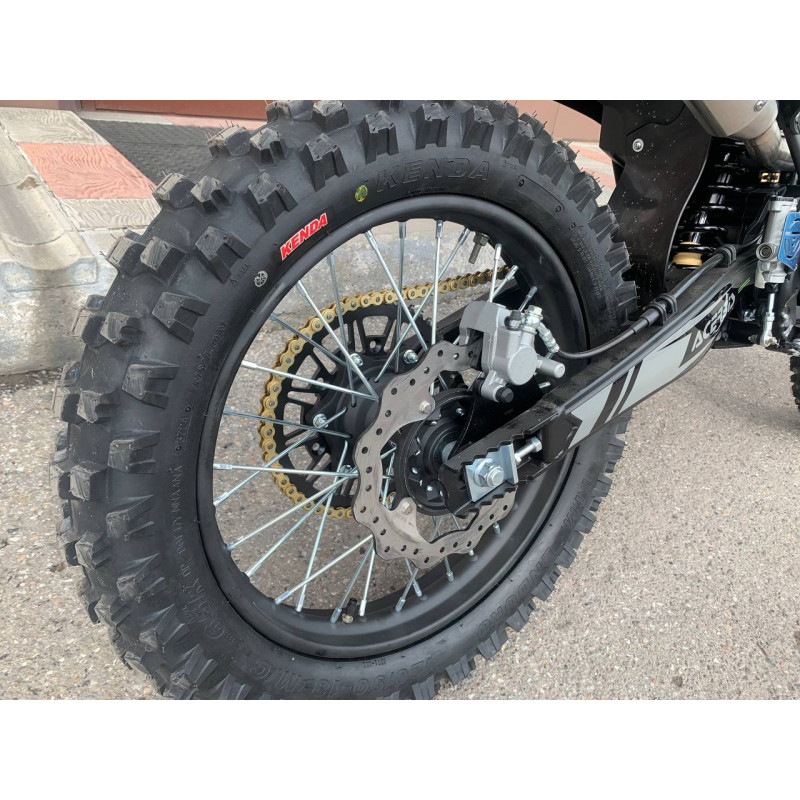 Агрессивный мотоцикл OXO Venom 300 для активной езды