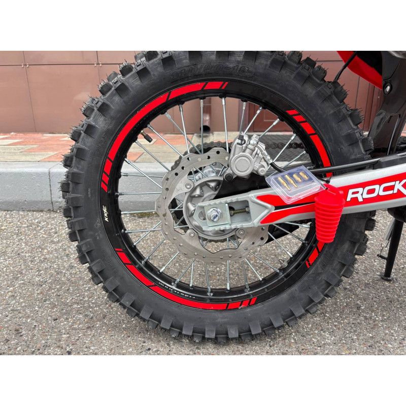 Кроссовый мотоцикл Rockot GS7-L Strive для динамичных поездок