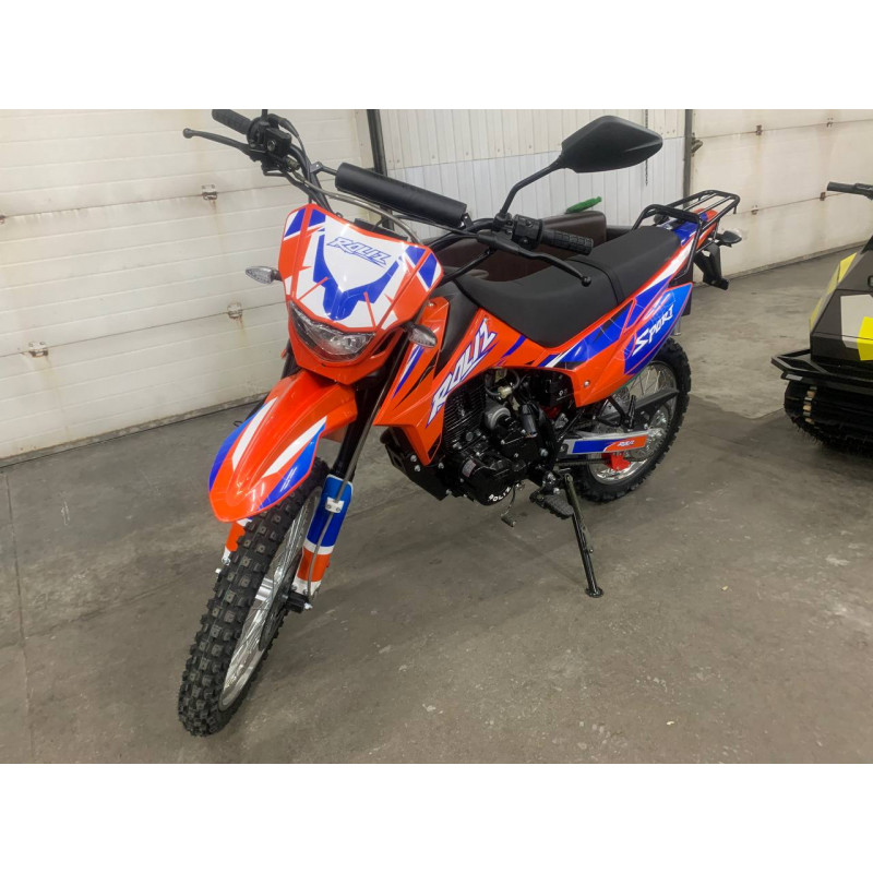 Легкий мотоцикл Roliz Asterix 150 для комфортных поездок