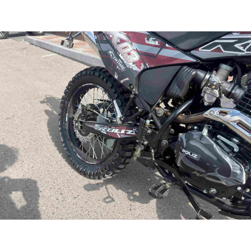 Гоночный мотоцикл Roliz Sport-003 RRC PRO с мощным двигателем